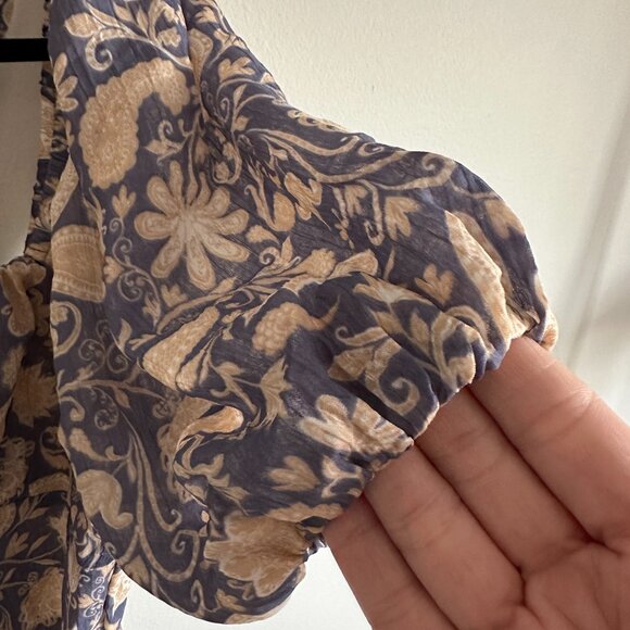 Dynamite Ruched Bust Blouse - Picture 4 of 9